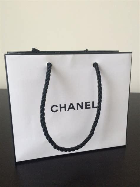 buy chanel paper shopping bag|chanel large shopping bag price.